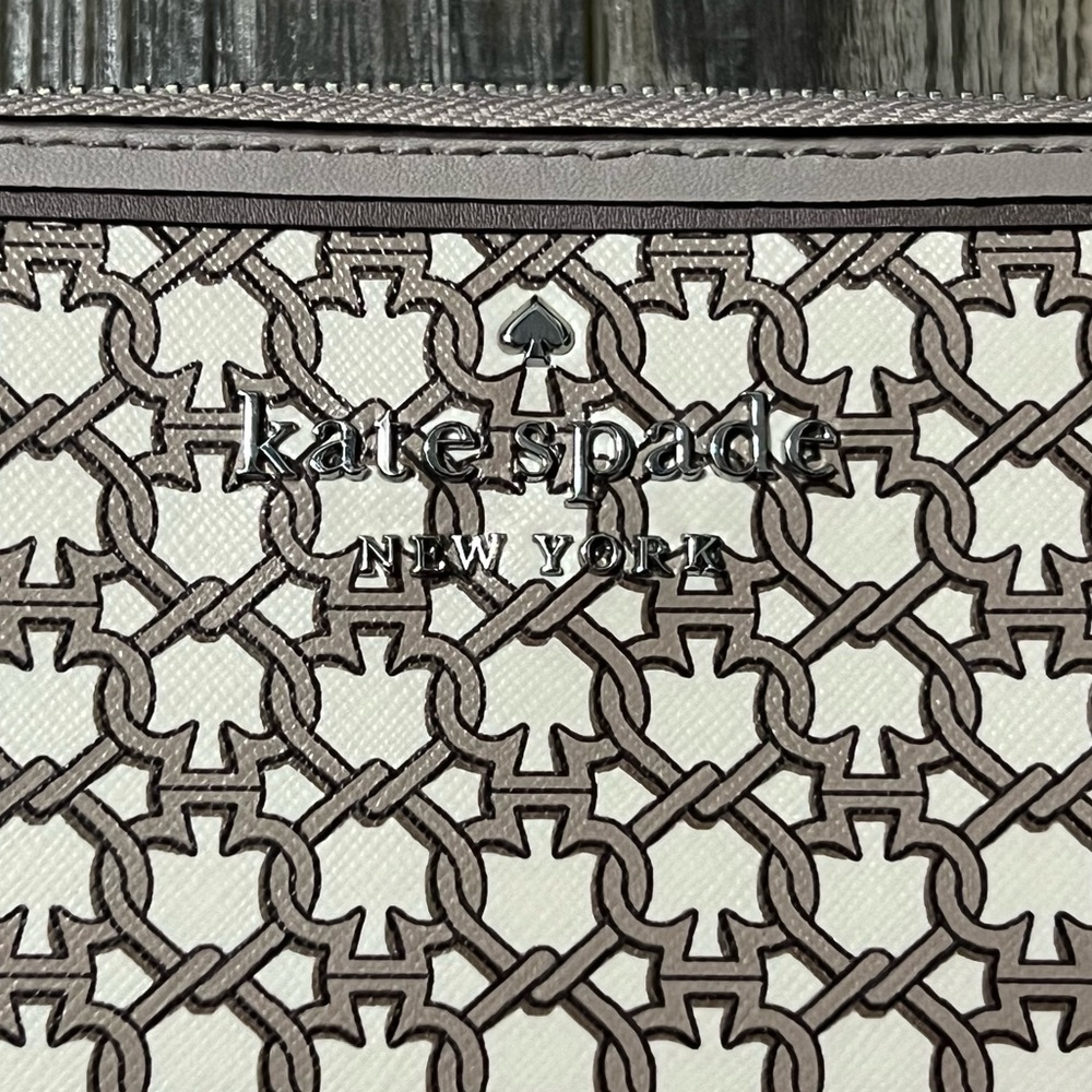 kate spade wallet - Picture 4 of 4